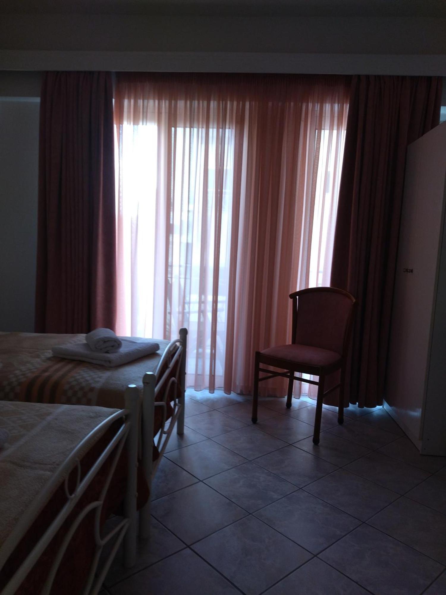 Chrisi Akti Hotel Nafpaktos Стая снимка