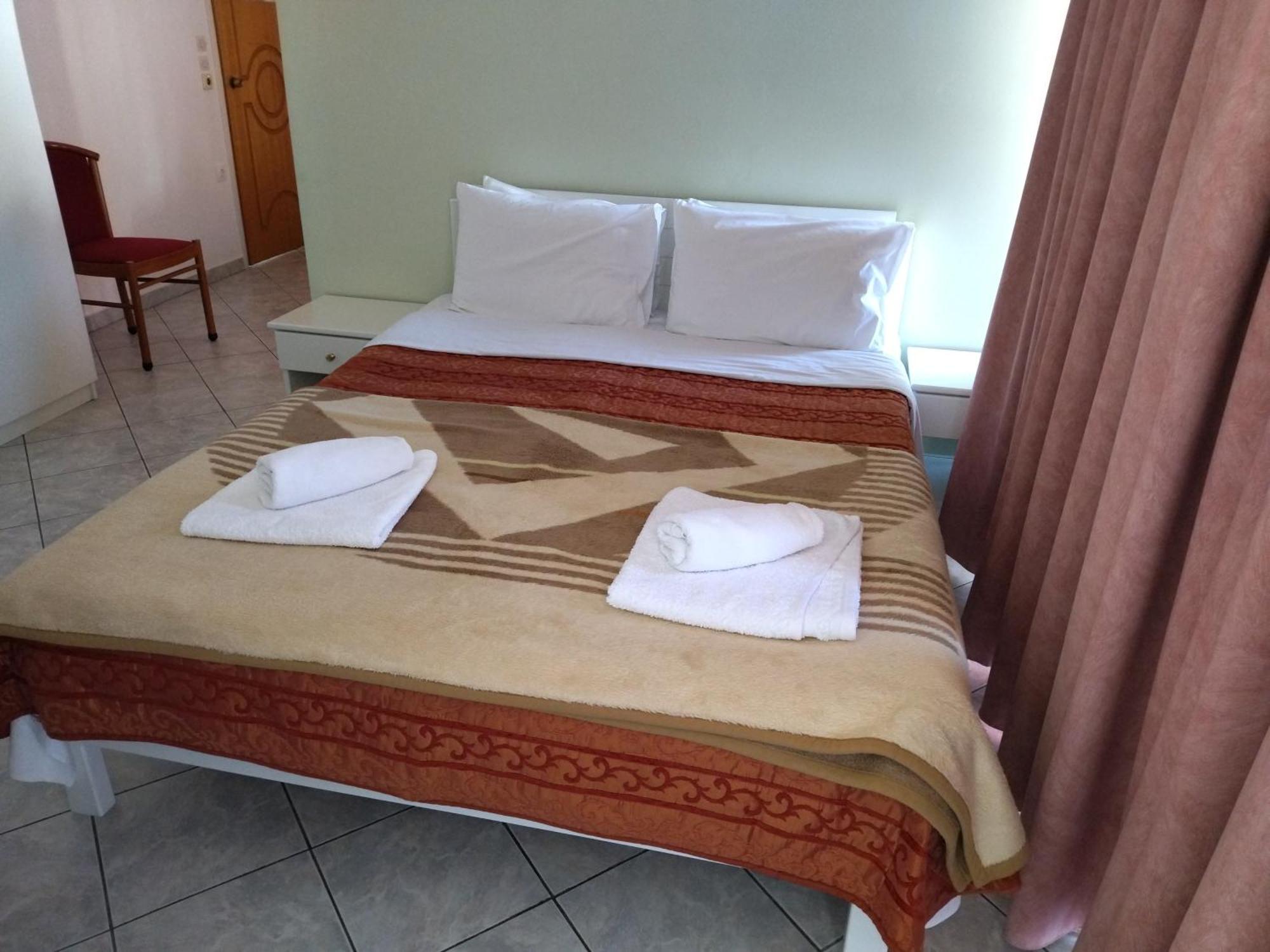 Chrisi Akti Hotel Nafpaktos Стая снимка